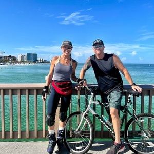 Meet your Posher, Sharon